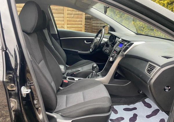 Hyundai I30 cena 33900 przebieg: 150000, rok produkcji 2013 z Radzymin małe 172